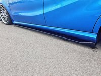 Kia Pro Ceed GT-Line Carbon CUP Seitenschwellersatz mit Wing hinten in Race Optik, aus ABS Kunststoff gefertigt