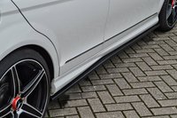 Mercedes Benz C63 AMG, S205,     T-Modell Carbon Seitenschweller mit Wing vorn, in Cup Racing Optik